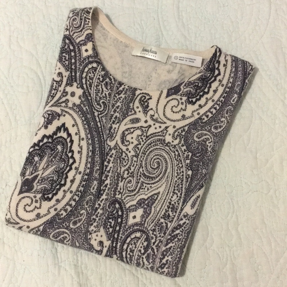 ⭐️Neiman Marcus Cashmere Top